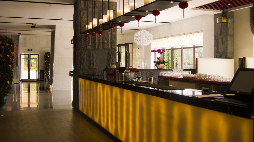 Lori Star Hotel Csiunghaj Kültér fotó